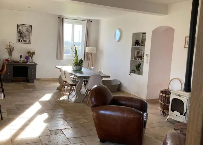 Campagne-chic Villa Bazas